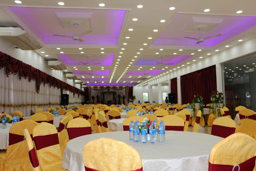 Us Hotel Jaffna Extérieur photo